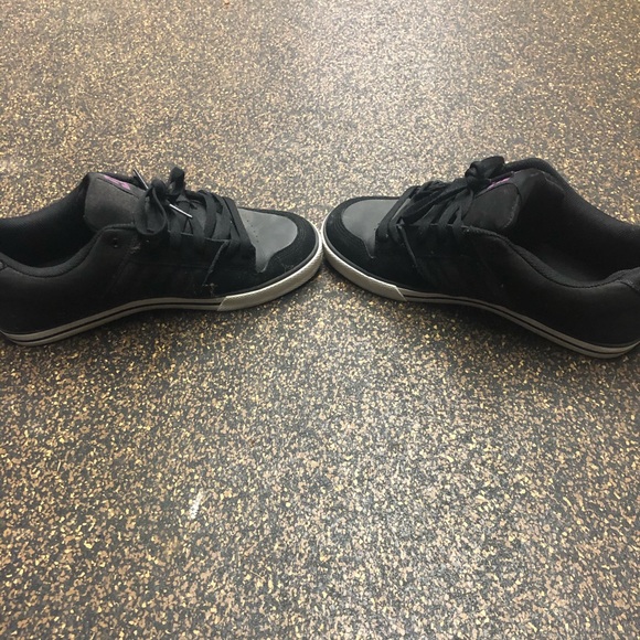 DC skate shoes - Picture 3 of 3